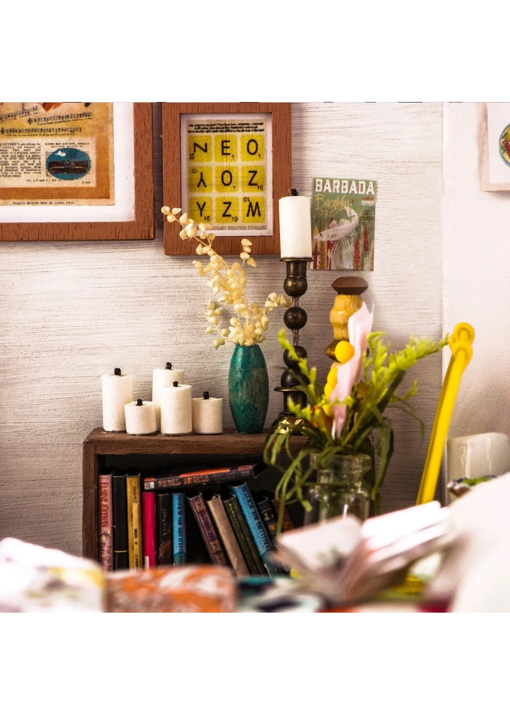 Hands Craft Alice's Dreamy Bedroom - Image 6