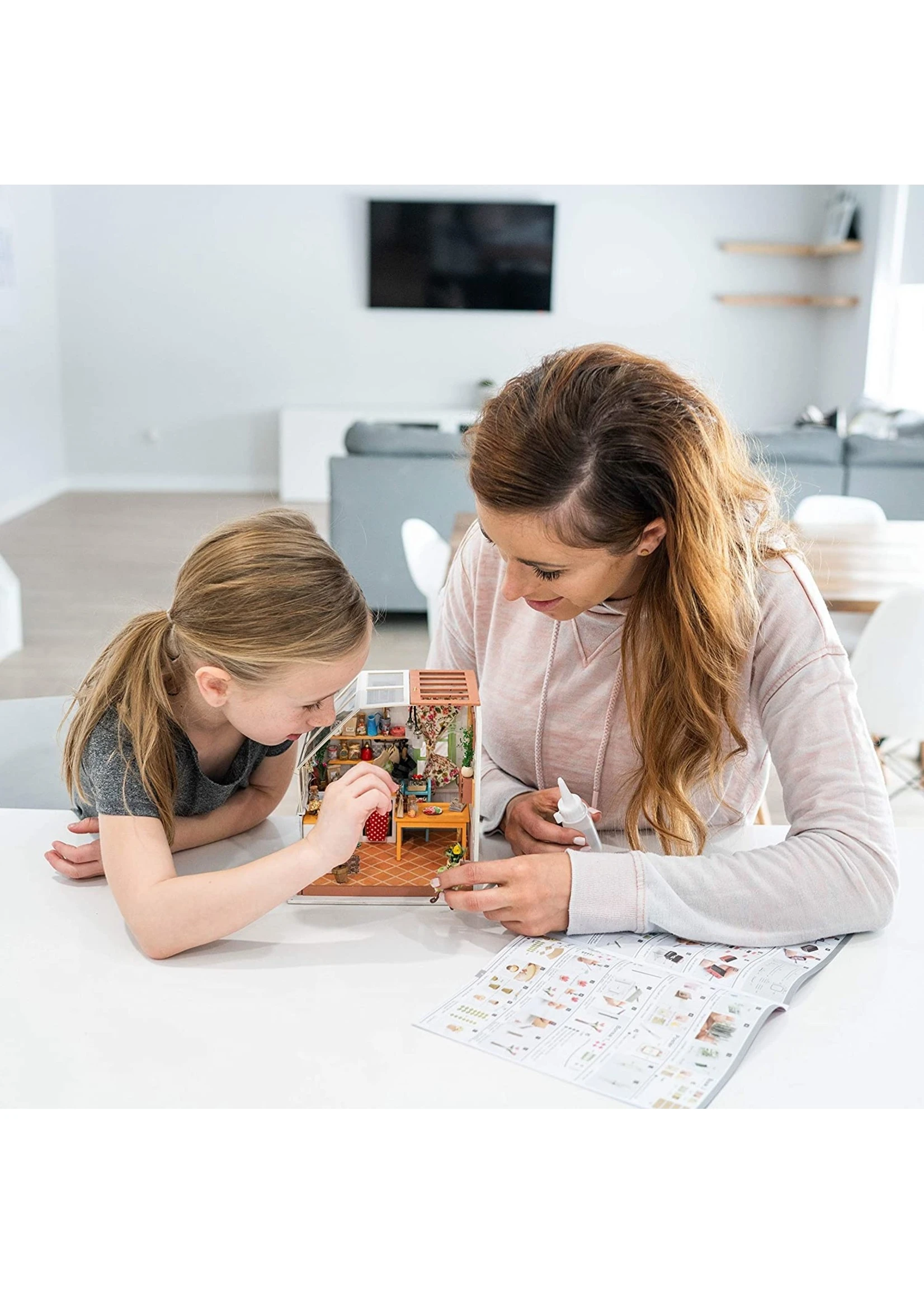 Hands Craft Jason's Kitchen DIY Miniature - Image 4