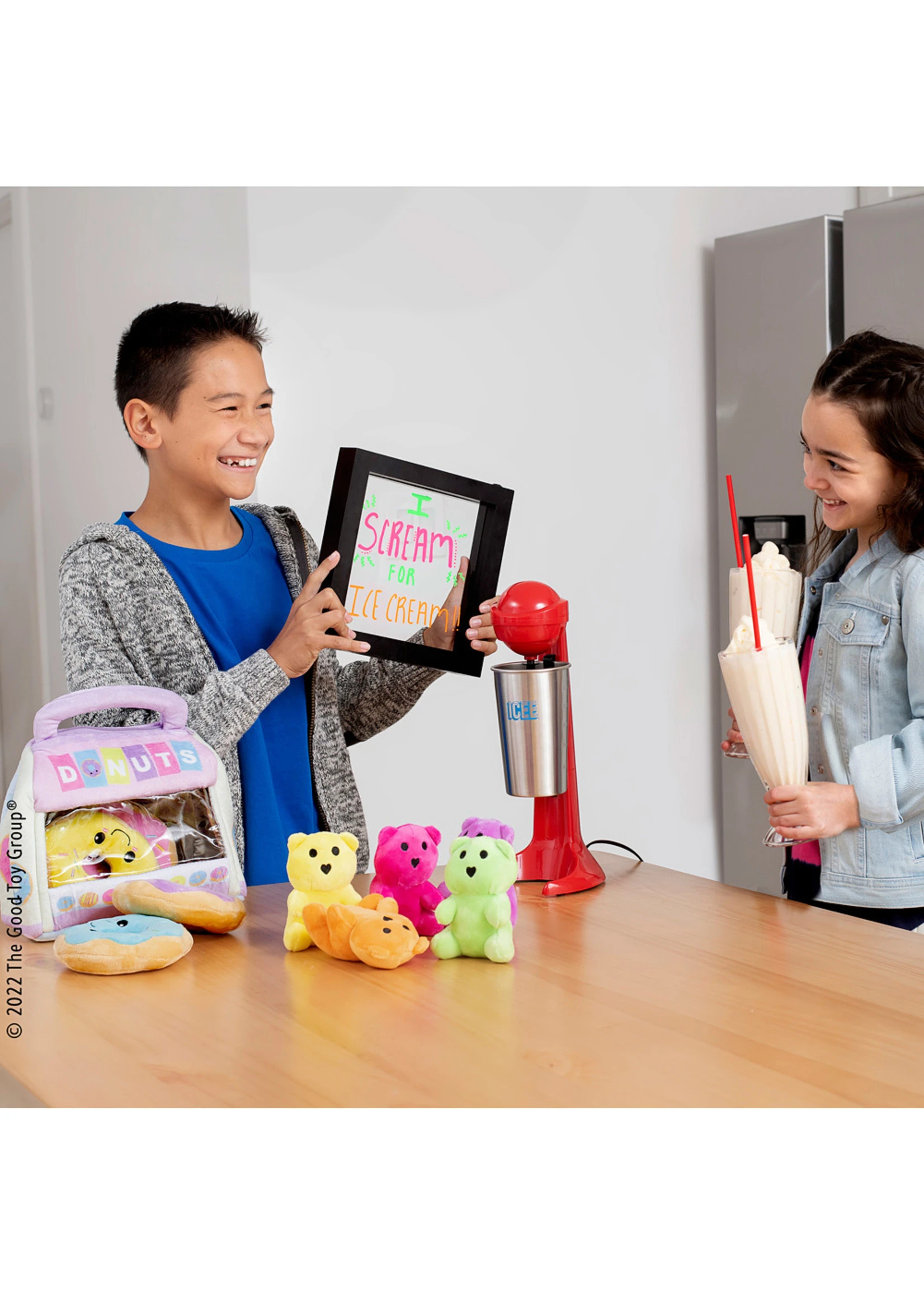 IScream ICEE Milkshake Maker - Image 3