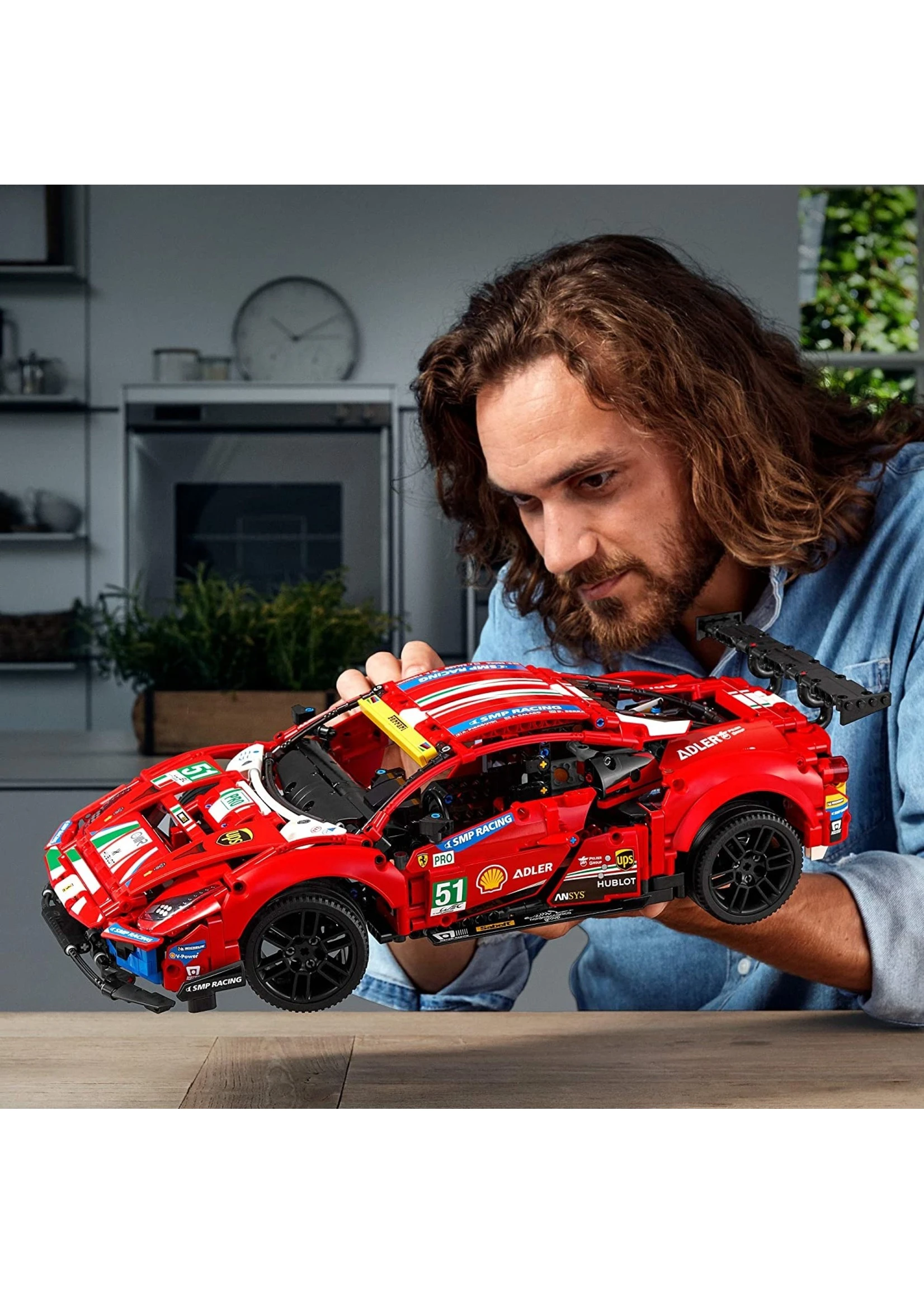 LEGO 42125 - Ferrari 488 GTE "AF Corse #51" - Image 2
