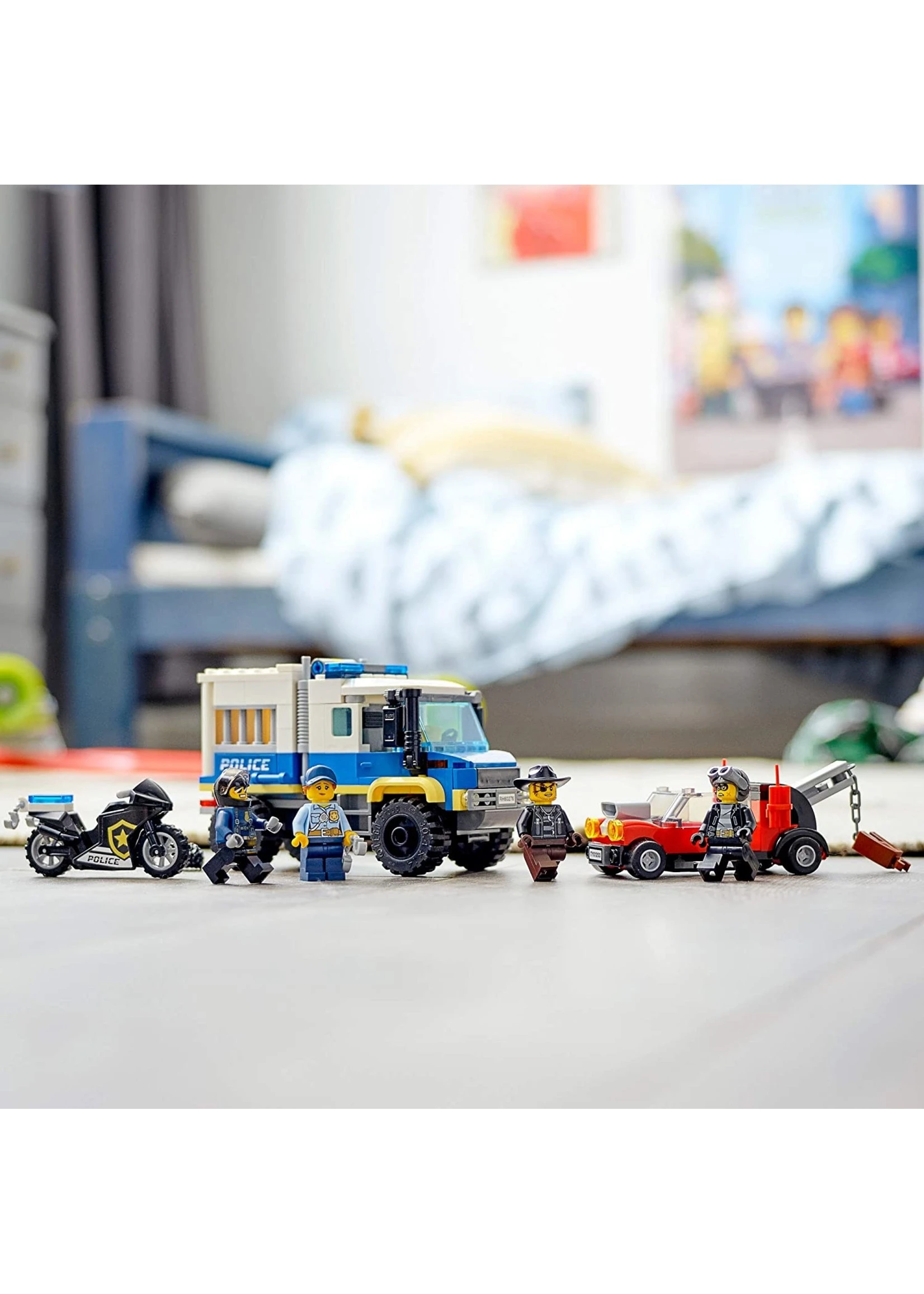 LEGO 60276 - Police Prisoner Transport - Image 4